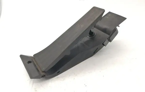 BMW 5 E60 E61 Accelerator throttle pedal 6772645 35426772645