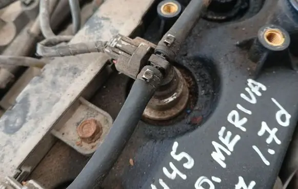 Opel Meriva A Fuel injector