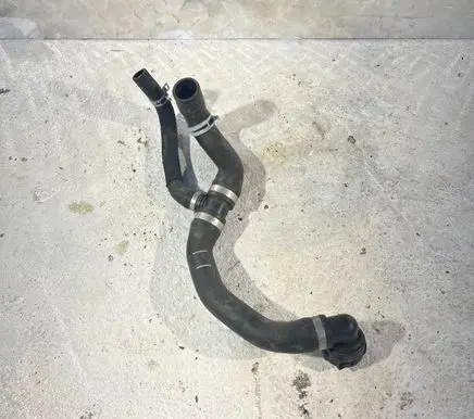Volvo XC90 Engine coolant pipe/hose 31338292