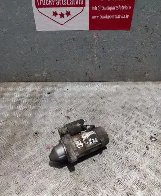 Toyota RAV 4 (XA30) Starter motor 281000R010 T11060