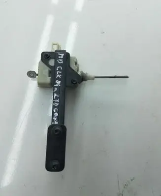 Fuel tank cap lock