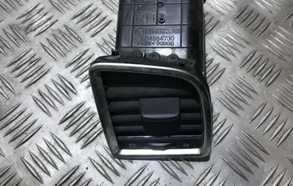 Mazda 6 Dashboard side air vent grill/cover trim kd4564730