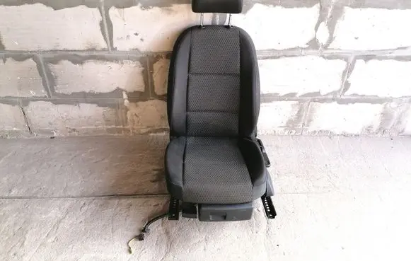 Audi A6 S6 C6 4F Front driver seat 