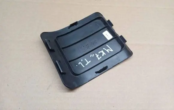 Suzuki Swift II Tailgate/trunk side cover trim 