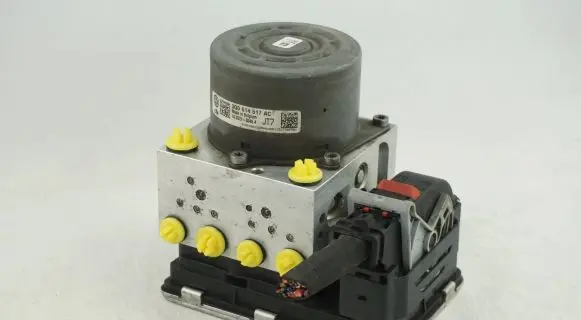 Volkswagen PASSAT B8 ABS Pump 3Q0614517AC 3Q0907379AC