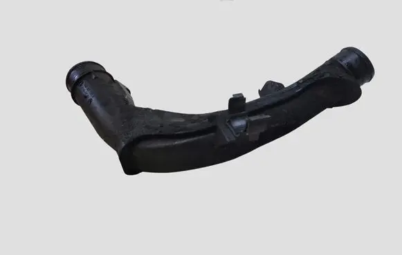 Volkswagen PASSAT B6 Intercooler hose/pipe 5N0145770A