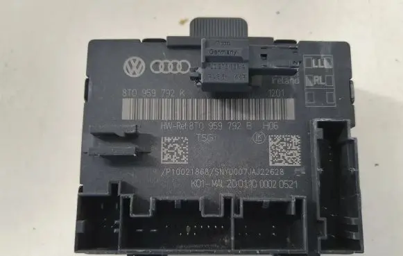 Audi A5 8T 8F Door control unit/module 8T0959792K