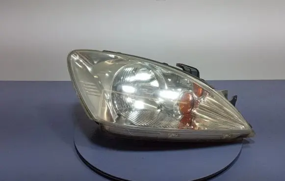 Mitsubishi Lancer Headlight/headlamp