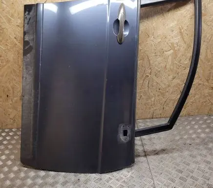 Honda FR-V Front door