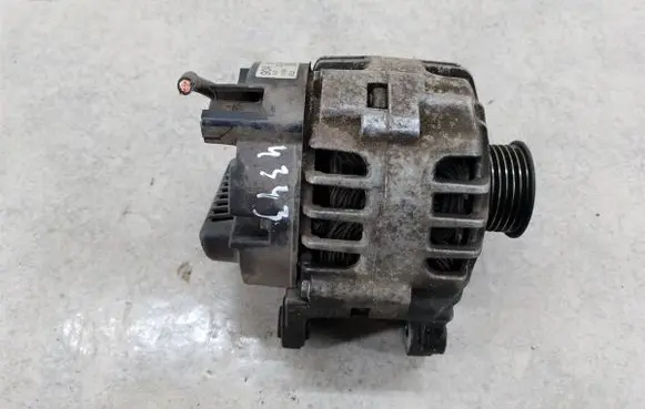 Volkswagen Fox Generator/alternator 03D903025J