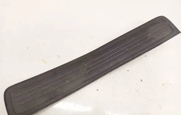 Honda CR-V Rear sill trim cover 84262SWAA012M1