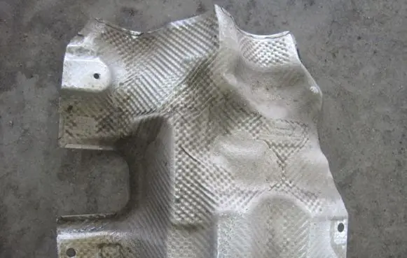 Mercedes-Benz E A207 Exhaust heat shield A2046802822