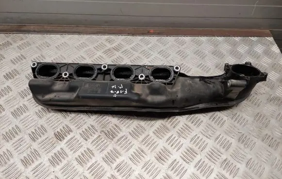 BMW 5 F10 F11 Intake manifold 70341444 7555666