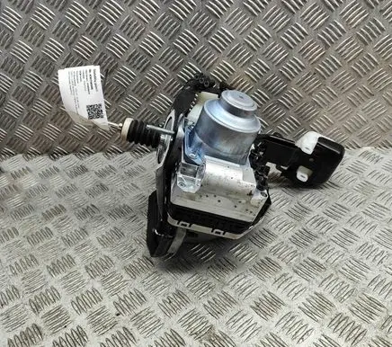 Volvo XC40 Brake booster 32384759