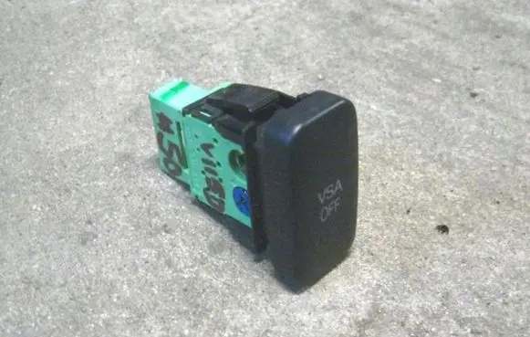 Traction control (ASR) switch