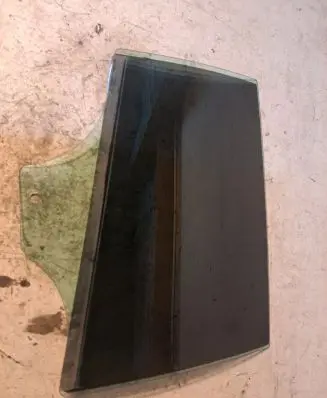 BMW X6 M Rear door window glass