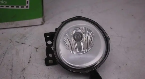 Volkswagen Touareg I Front fog light