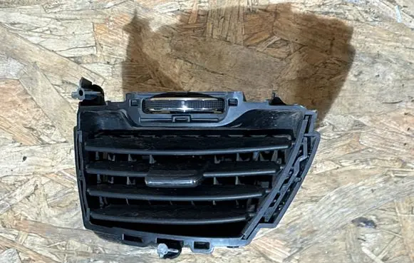 KIA Sportage Dashboard side air vent grill/cover trim 974803W000