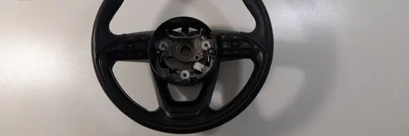 Toyota Yaris XP210 Steering wheel 6436038