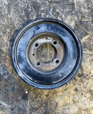 Opel Astra H Crankshaft pulley 52130