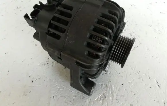 BMW 1 E81 E87 Generator/alternator 7790548 7790548AI02