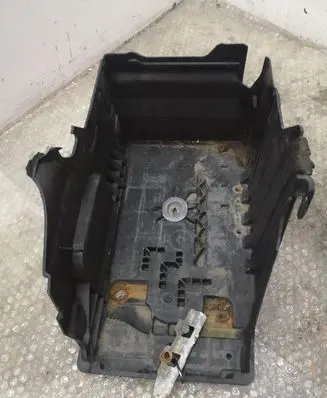 Volvo S60 Battery box tray 31294078
