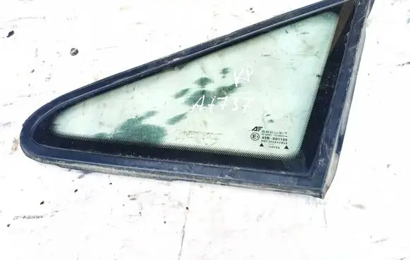 Ford Galaxy Front triangle window/glass 