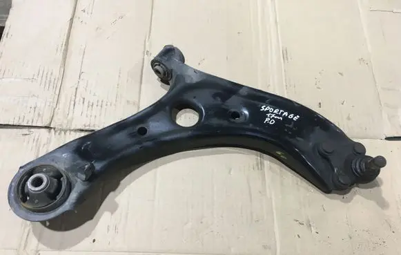 Front lower control arm/wishbone
