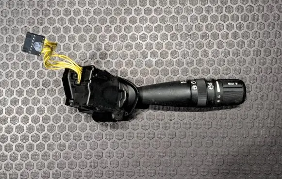 Dodge Nitro Wiper control stalk 68003215AD