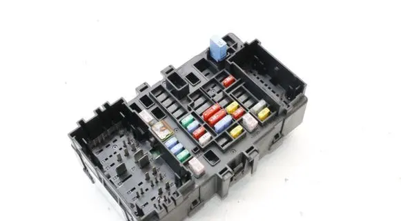 Cadillac Escalade Fuse box set 23200664