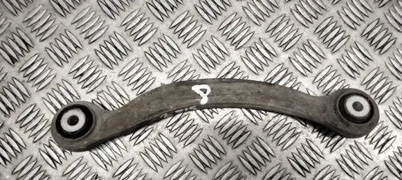 Rear control arm