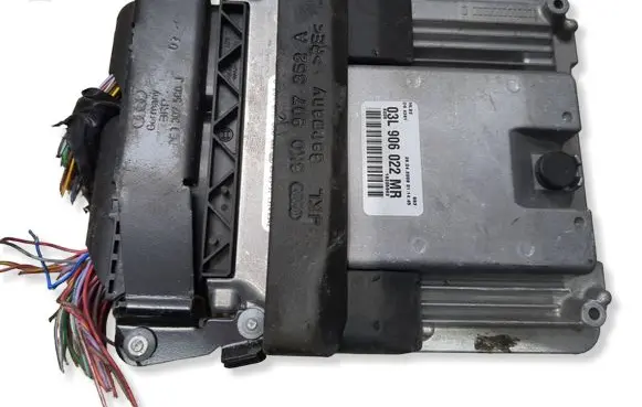 Audi A4 S4 B8 8K Engine control unit/module 03L906022MR 18205862