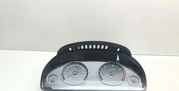 BMW 5 F10 F11 Speedometer (instrument cluster) 9249344