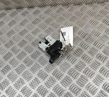 Audi A5 Tailgate/trunk/boot lock/catch/latch 8W0827503