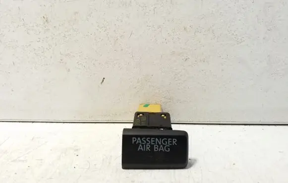 Volkswagen Touareg II Passenger airbag on/off switch 7P6919234