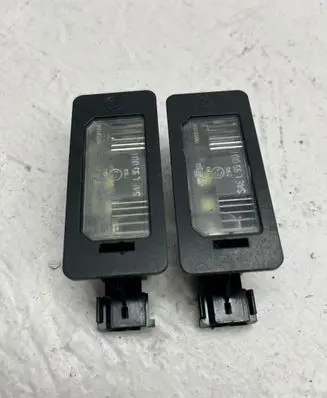 BMW 5 E60 E61 Number plate light 7165646
