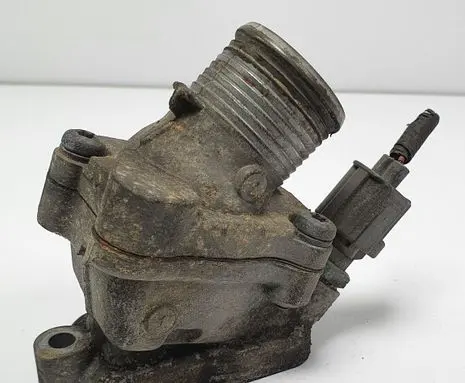 Mercedes-Benz A W169 Thermostat housing 30650022