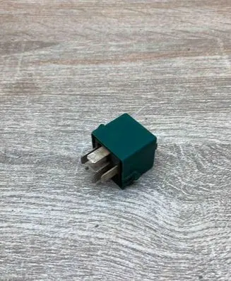 BMW 3 E36 Other relay 8350566