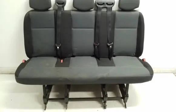 Renault Master III Rear seat 