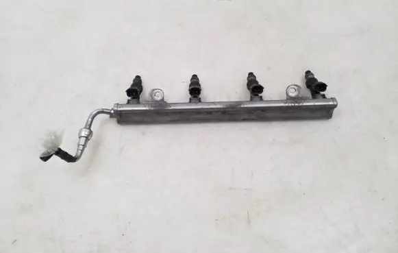 Nissan X-Trail T31 Fuel main line pipe 