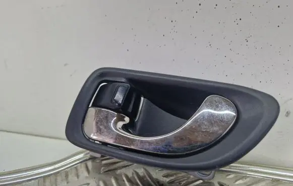 Mitsubishi Galant Front door interior handle