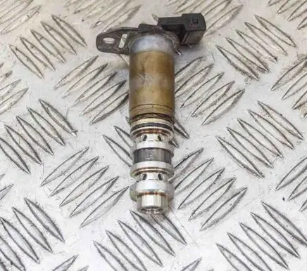BMW 3 E90 E91 Turbo solenoid valve 7584115