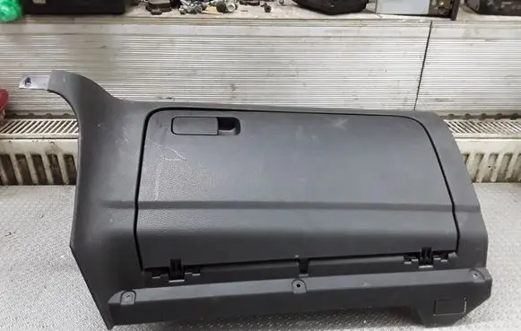 Volkswagen Golf V Glove box set 1K1857289A