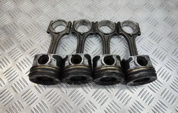 Peugeot 2008 II Piston with connecting rod 981817848003 YH01 9818178480