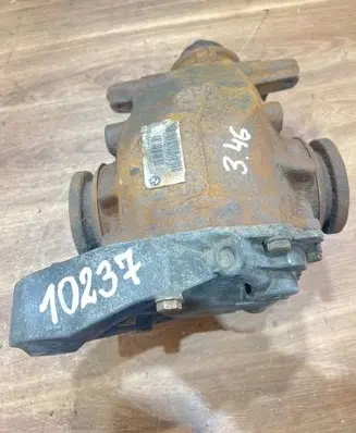 BMW 3 E90 E91 Rear differential 7572054