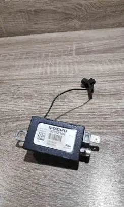 Volvo C30 Aerial antenna amplifier 30752169