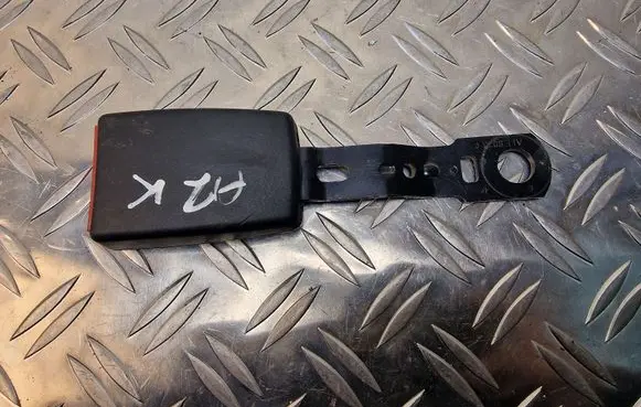 Audi A2 Front seatbelt buckle 8Z0857755F