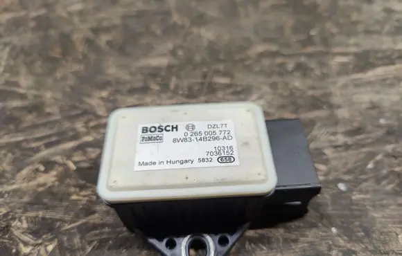 Jaguar XJ X351 ESP acceleration yaw rate sensor 8W8314B296AD