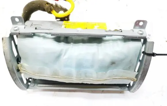 Mitsubishi Carisma Passenger airbag mr381375