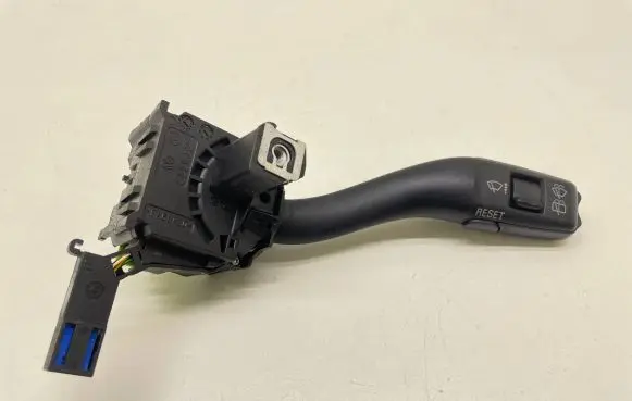 Audi A4 S4 B7 8E 8H Wiper control stalk 8P0953519A 01203610 20361073116088